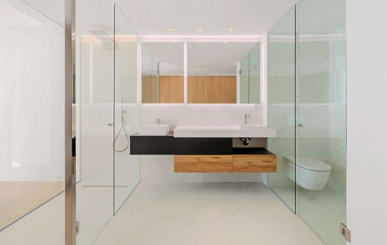 Imponerande nybyggd takvåning med otrolig havsutsikt!