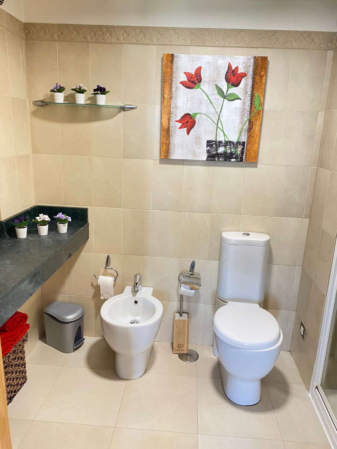 Apartamento de 1 dormitorio en Sensara con vistas al mar!