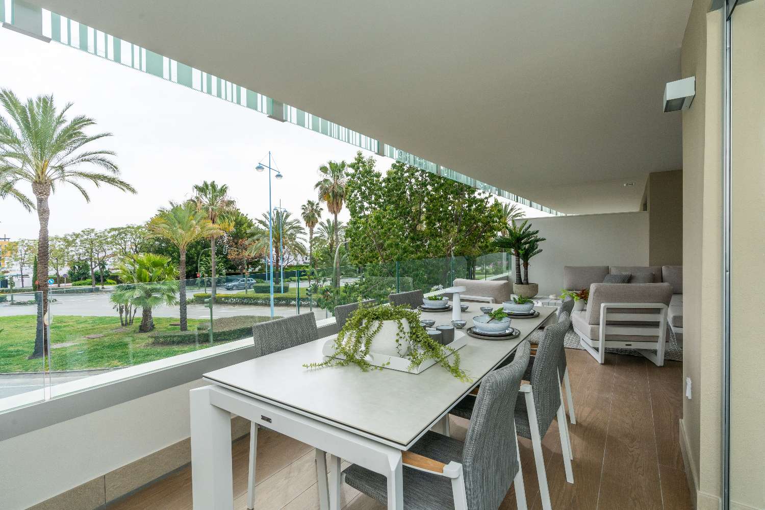 Spacious newly built apartments and penthouses near the beach and Puerto Banús!