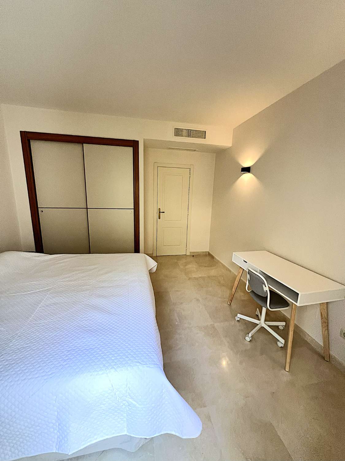 Penthouse duplex exclusif avec vue panoramique sur la mer à Altos de la Quinta !