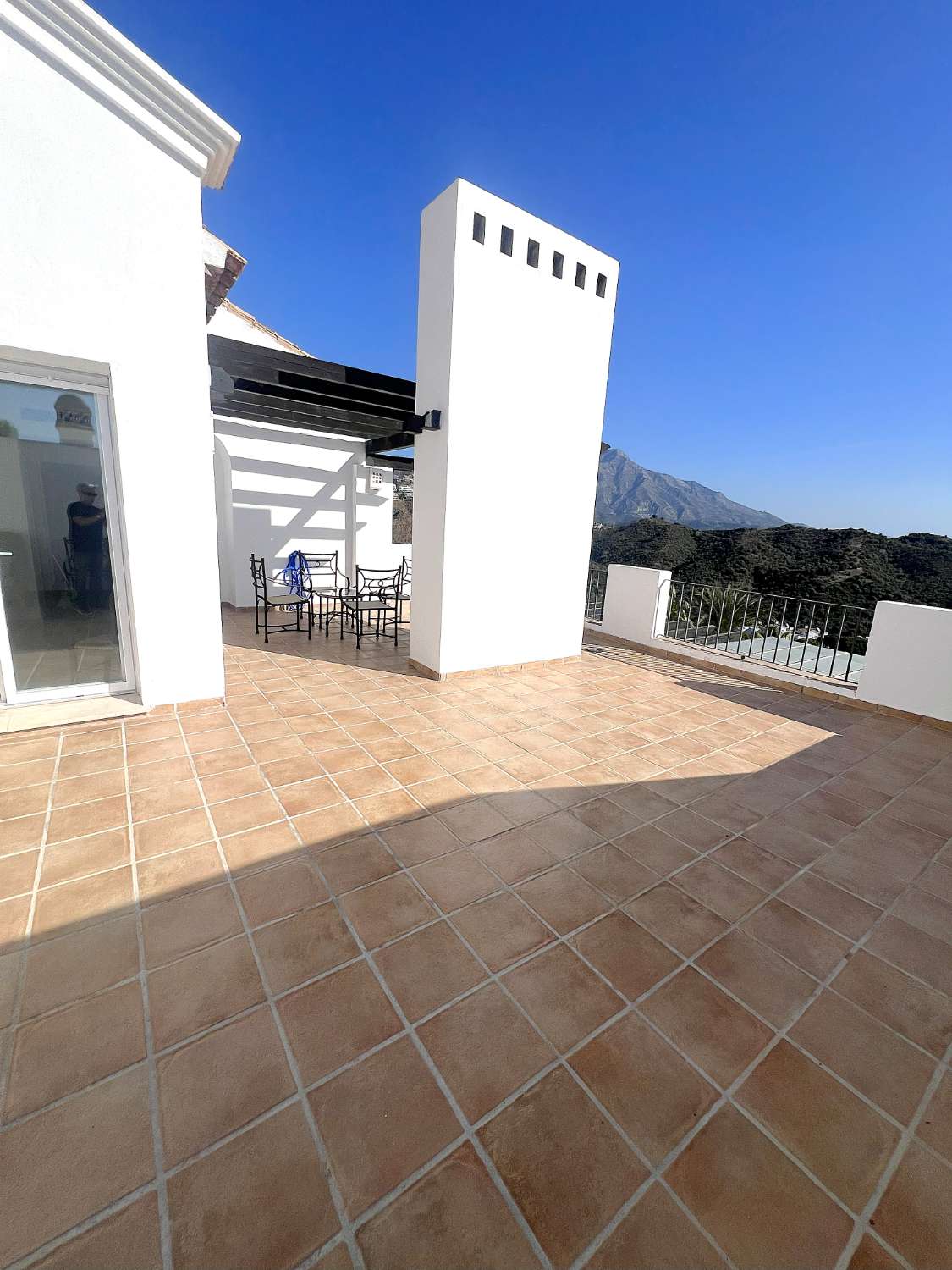 Penthouse duplex exclusif avec vue panoramique sur la mer à Altos de la Quinta !