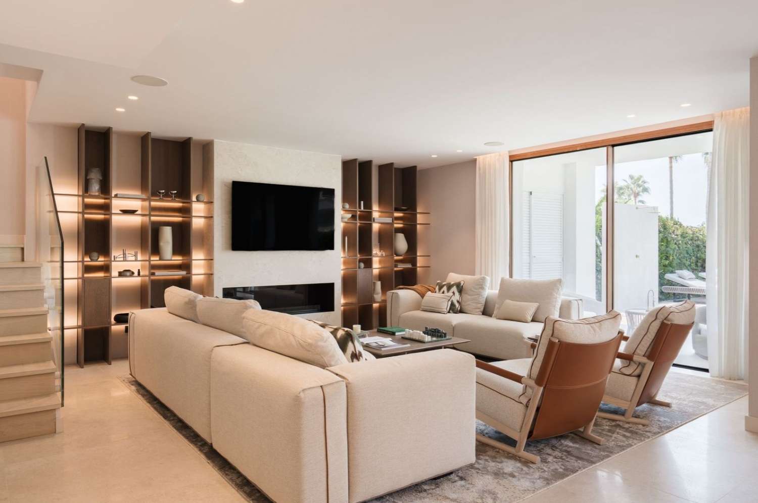 Exclusive, fully renovated duplex in Los Naranjos!