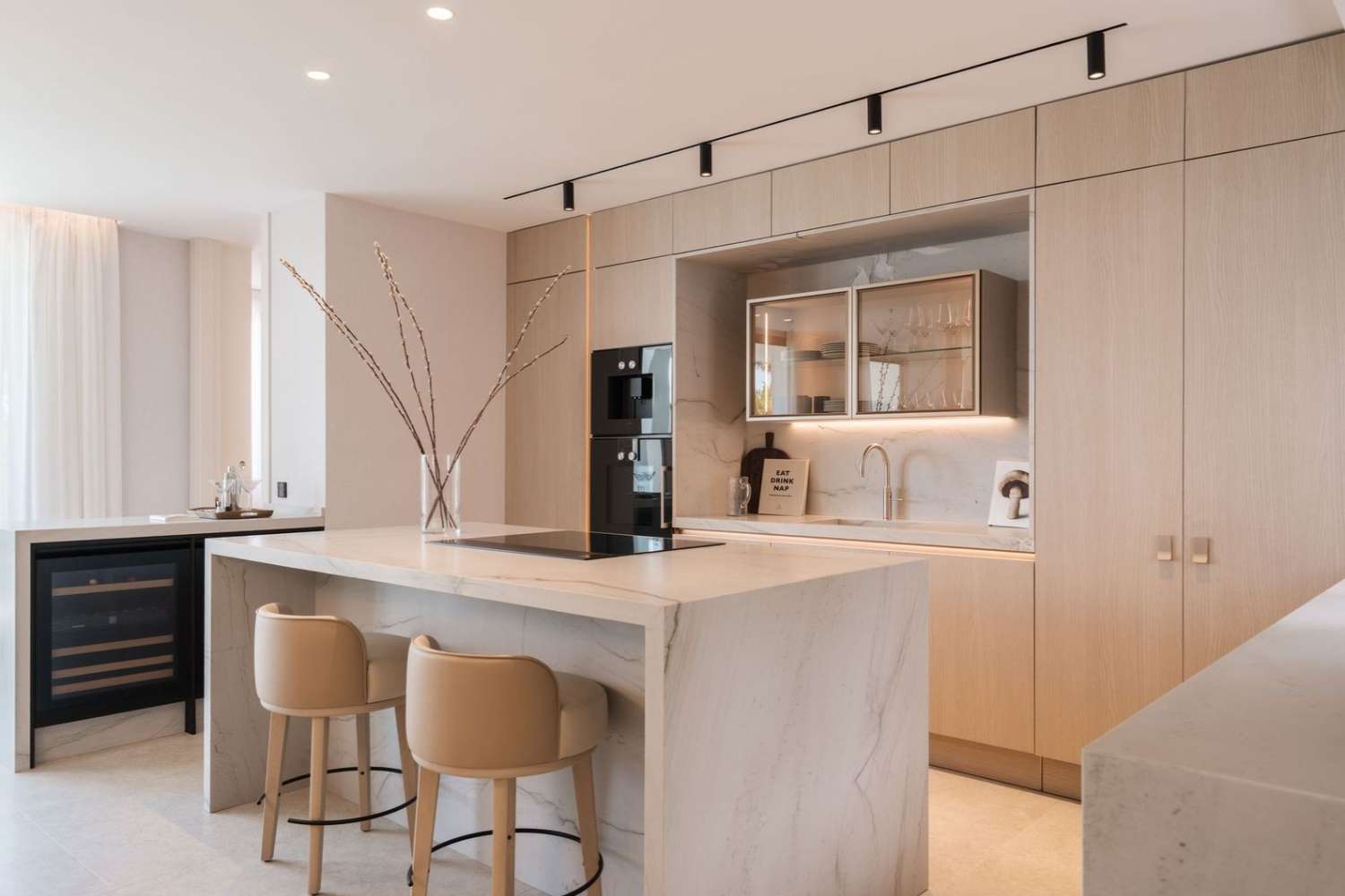 Exclusive, fully renovated duplex in Los Naranjos!