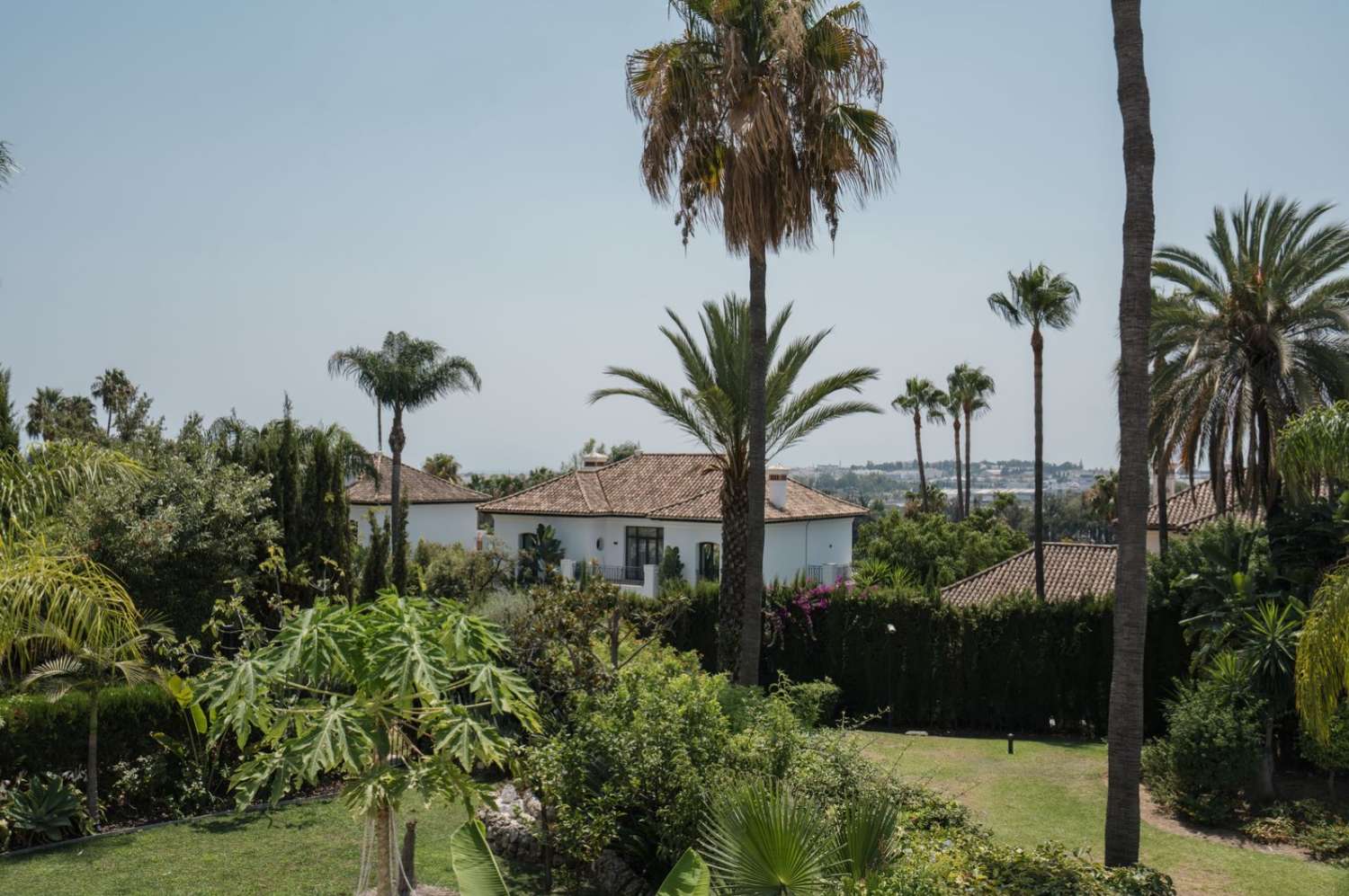 Exclusive, fully renovated duplex in Los Naranjos!