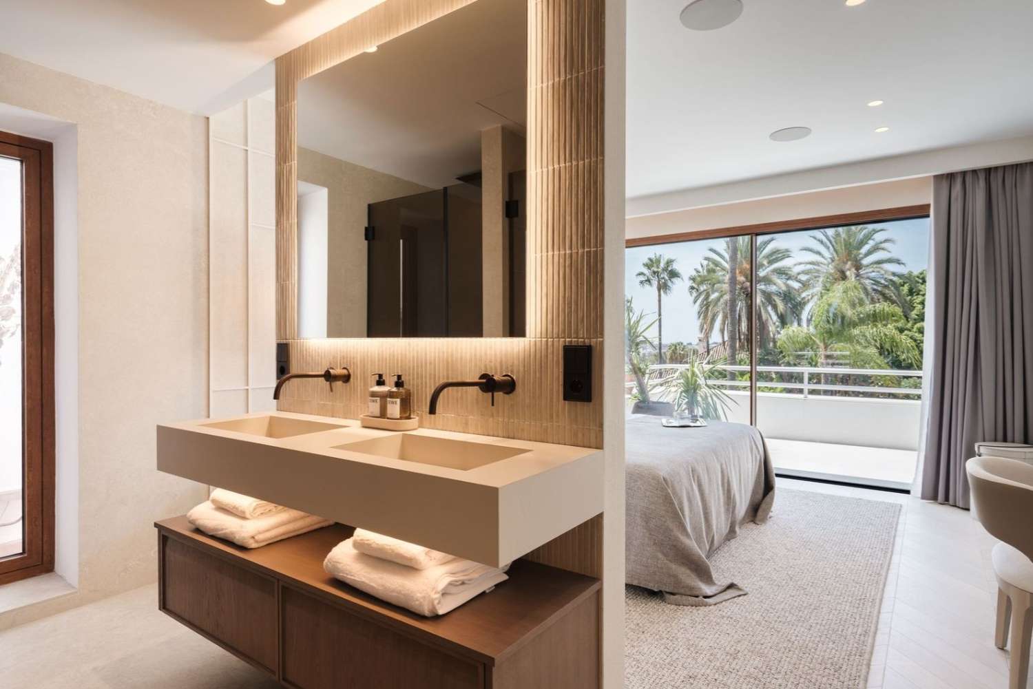 Exclusive, fully renovated duplex in Los Naranjos!