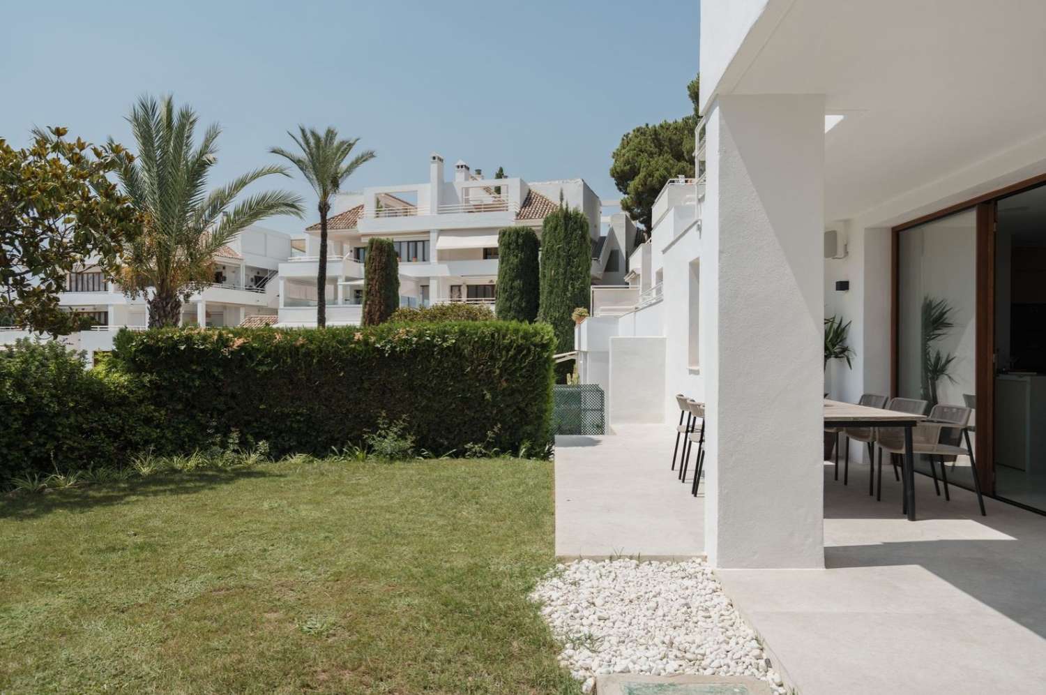 Exclusive, fully renovated duplex in Los Naranjos!