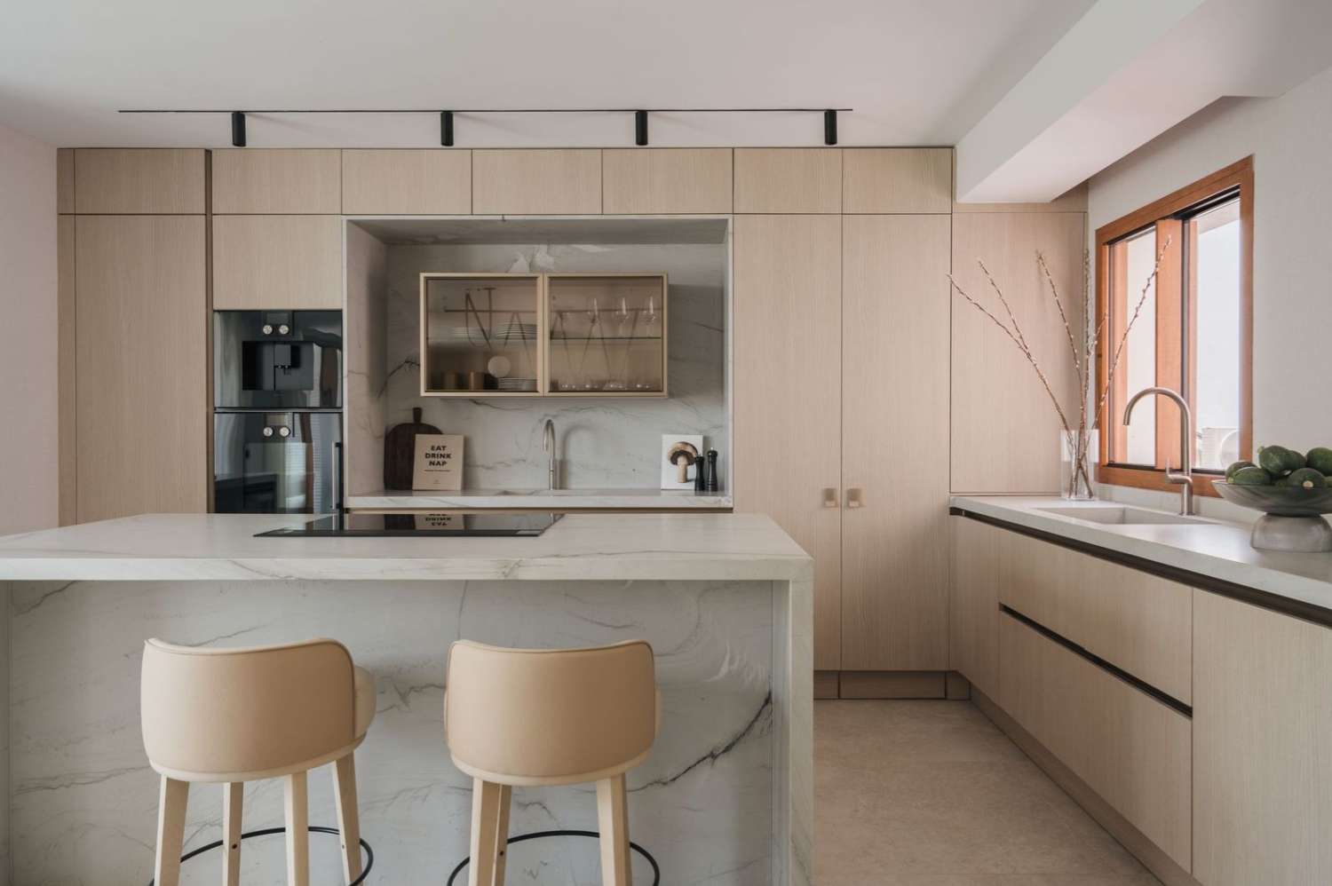 Exclusive, fully renovated duplex in Los Naranjos!