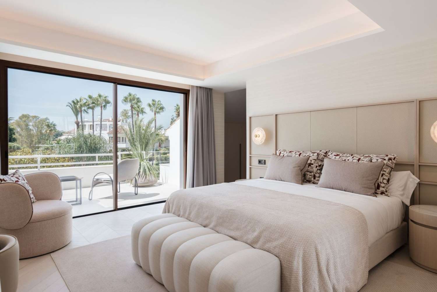 Exclusive, fully renovated duplex in Los Naranjos!