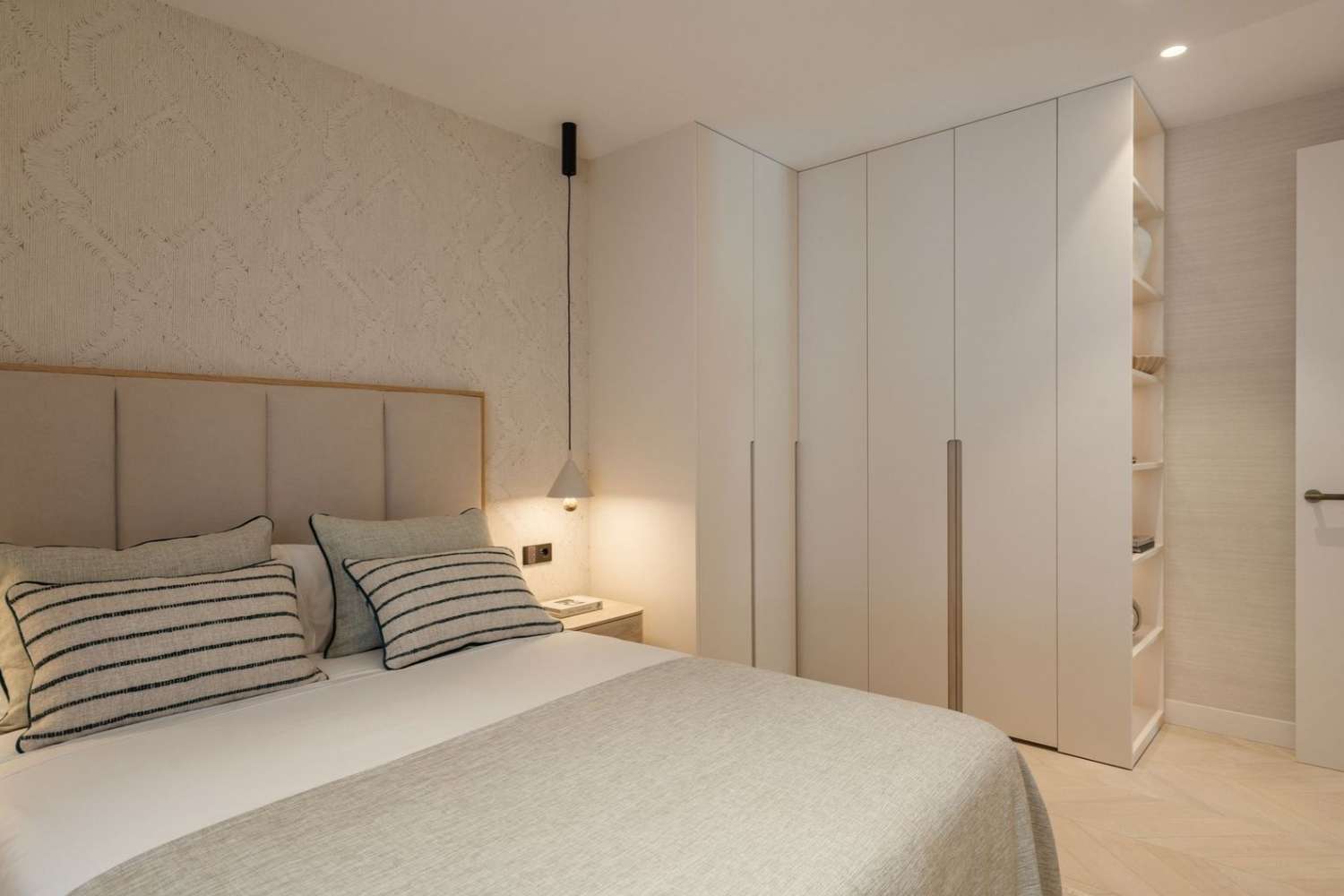 Exclusive, fully renovated duplex in Los Naranjos!