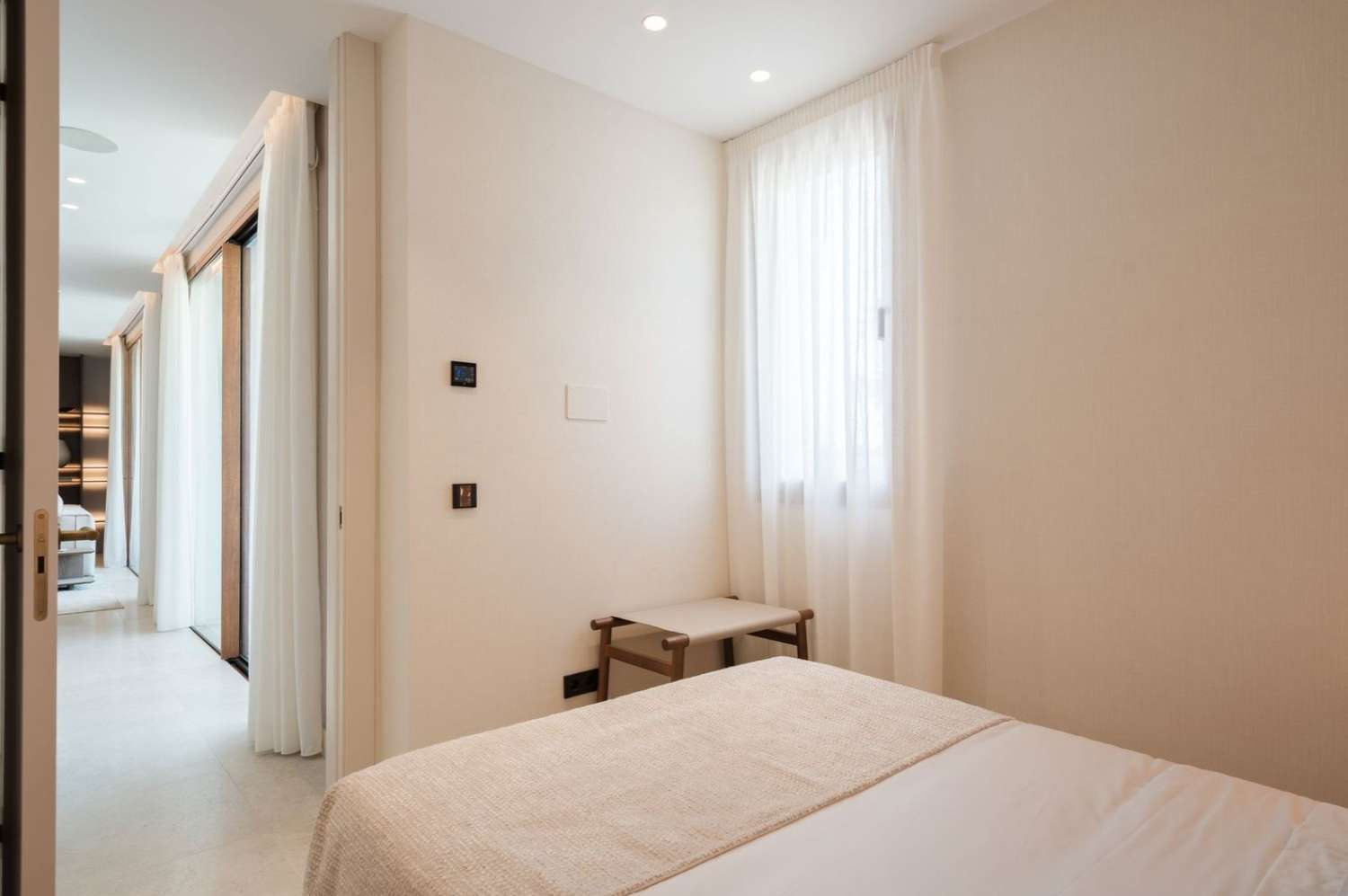 Exclusive, fully renovated duplex in Los Naranjos!
