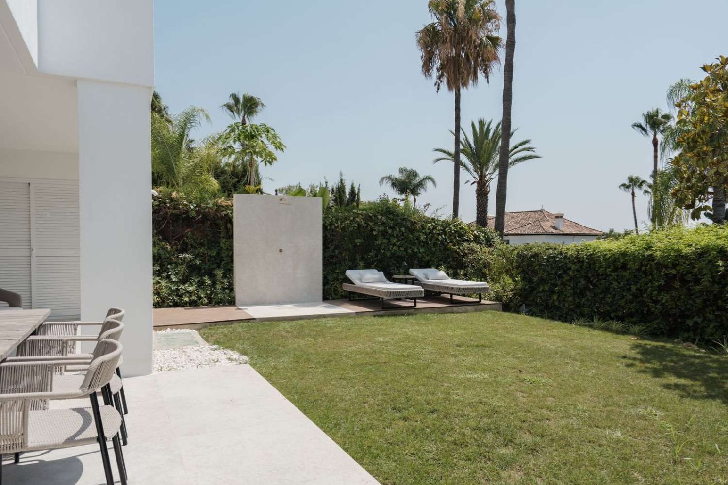 Exclusive, fully renovated duplex in Los Naranjos!