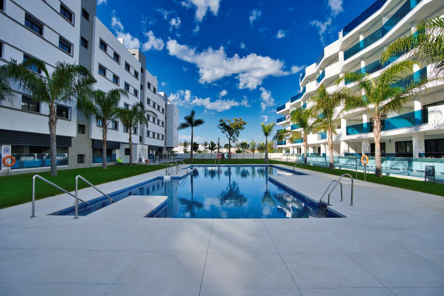 3 bed penthouses with large terrace in Fuengirola!