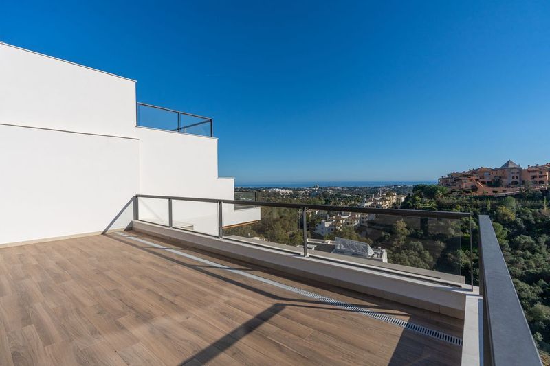 Penthouse te koop in Nueva Andalucía (Marbella)