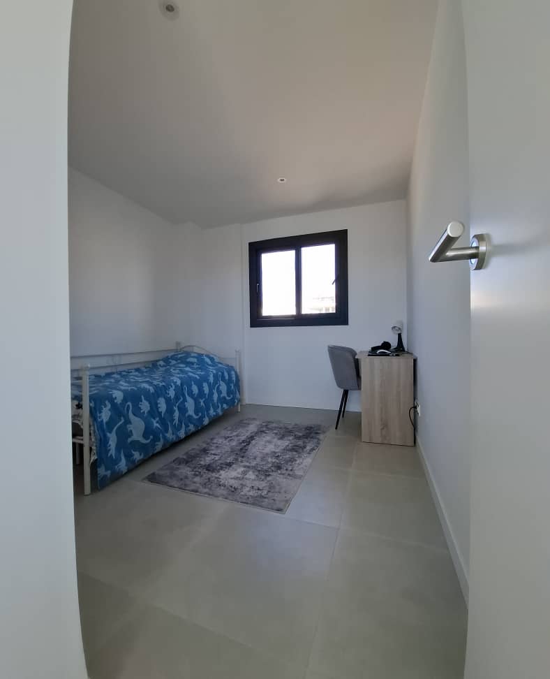 Excellent brand new apartment in Higuerón West!