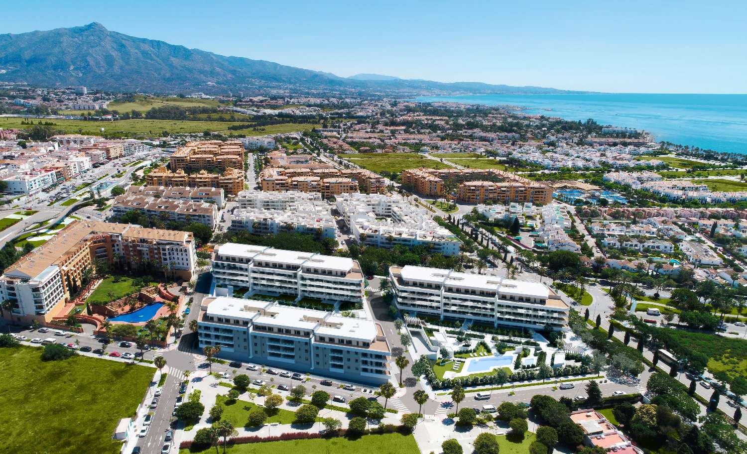 Rymliga nybyggda lägenheter och takvåningar nära stranden och Puerto Banús!