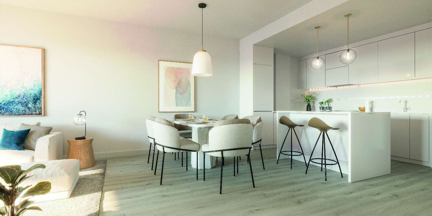 3 bedroom apartment with large terrace in Fuengirola!