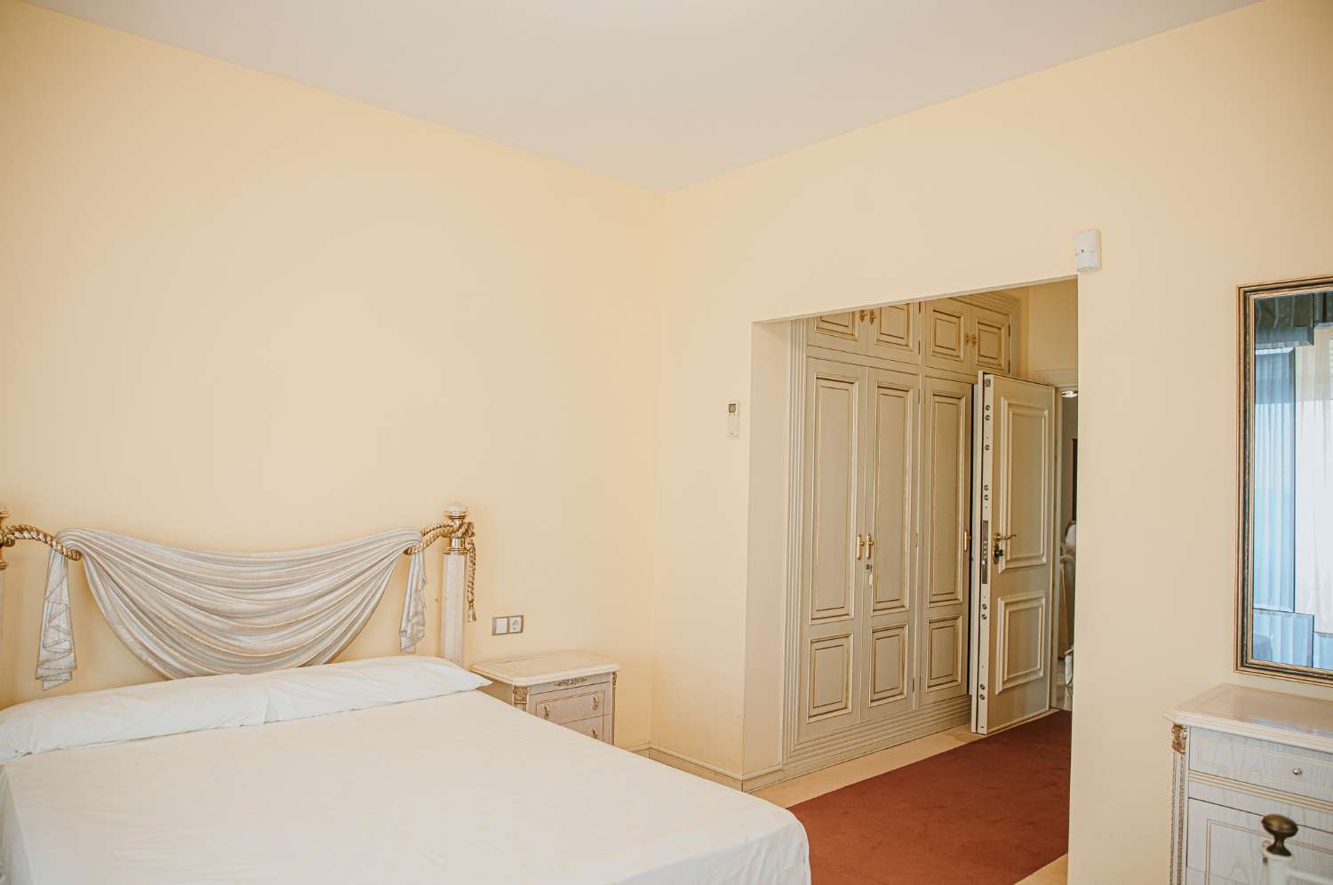 Villa te koop in Hacienda Torrequebrada (Benalmádena)