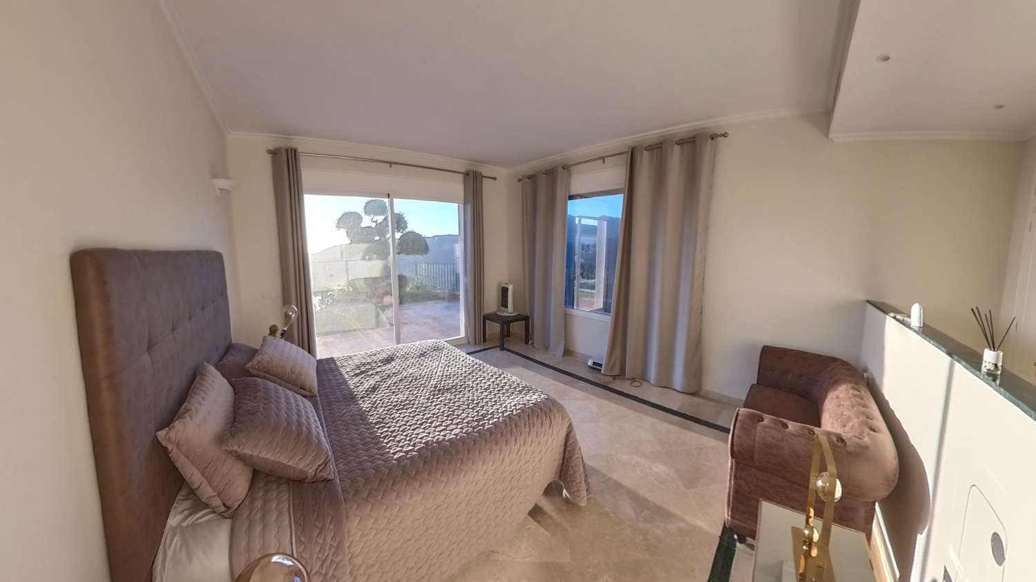 Belle villa individuelle avec vue panoramique au Sierra Blanca Country Club !