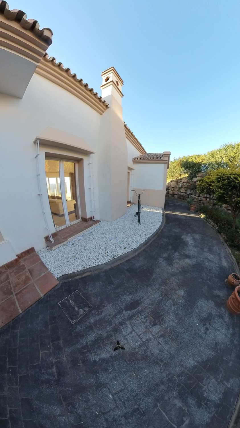 Belle villa individuelle avec vue panoramique au Sierra Blanca Country Club !