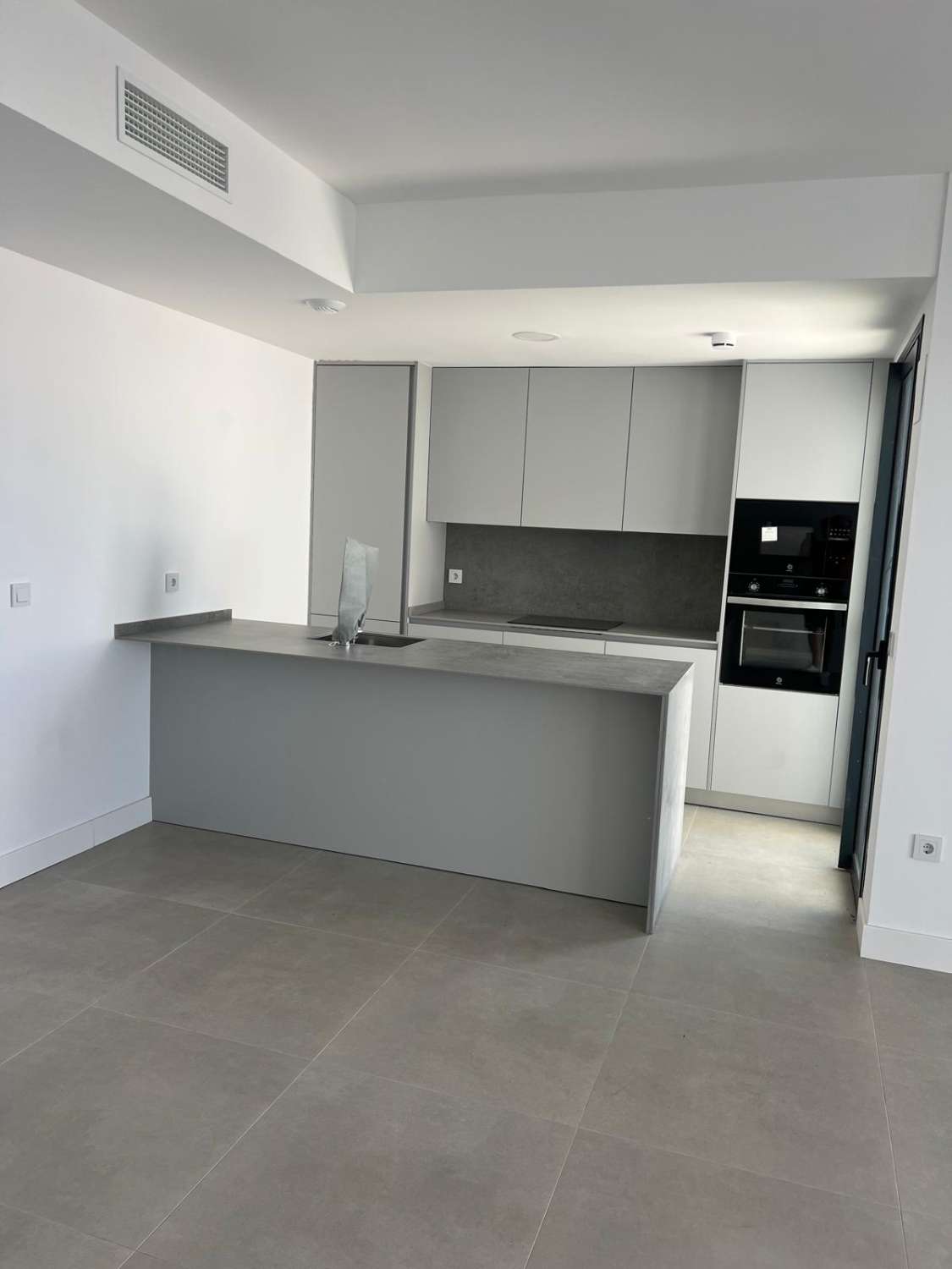 Flat te huur in El Higuerón (Fuengirola)