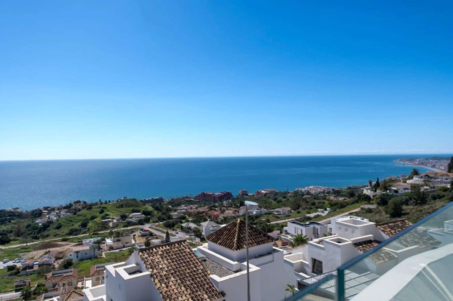 Spectaculaire penthouse en duplex avec vue panoramique sur la mer !