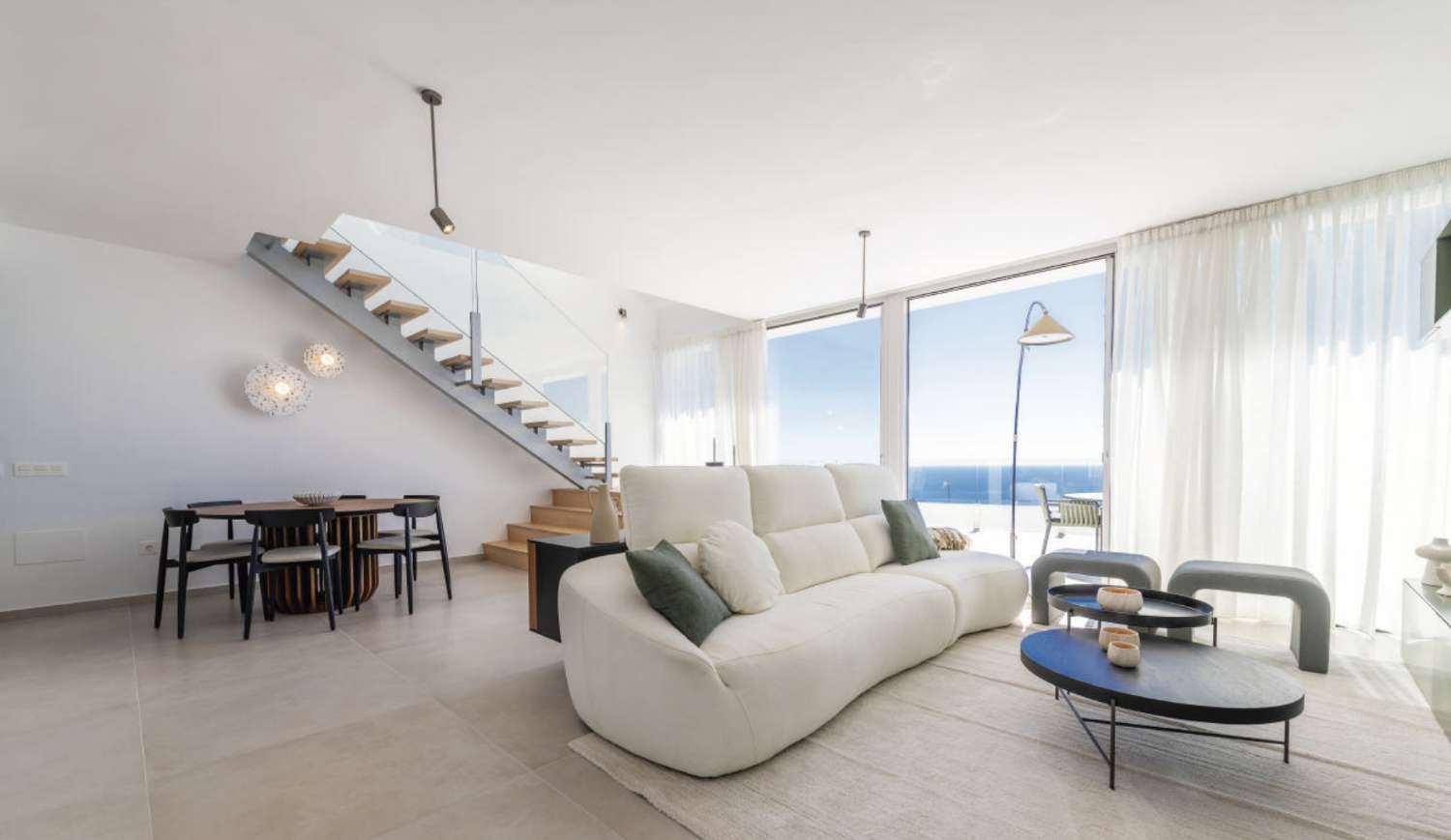 Spectaculaire penthouse en duplex avec vue panoramique sur la mer !
