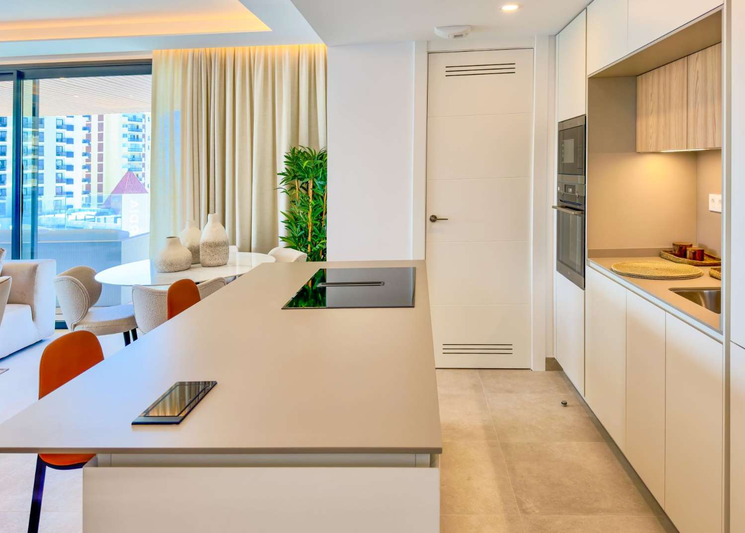 Utmärkta helt nya lägenheter i Fuengirola, 150 meter från stranden!