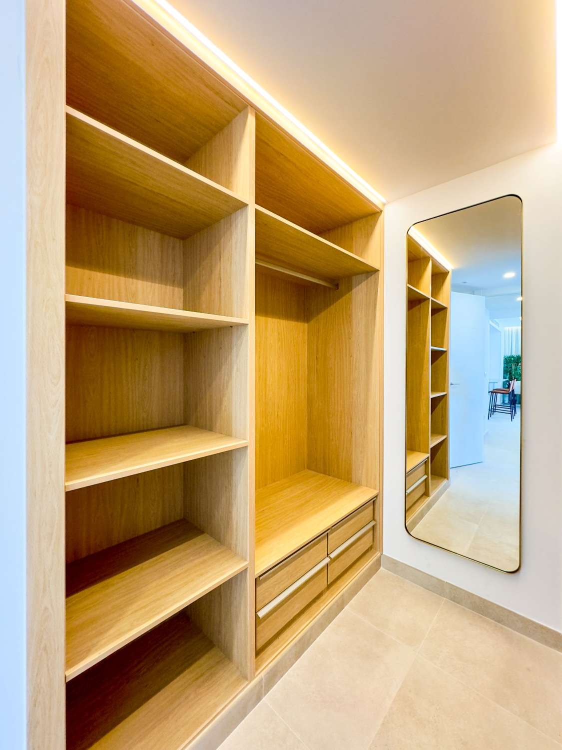 Utmärkta helt nya lägenheter i Fuengirola, 150 meter från stranden!