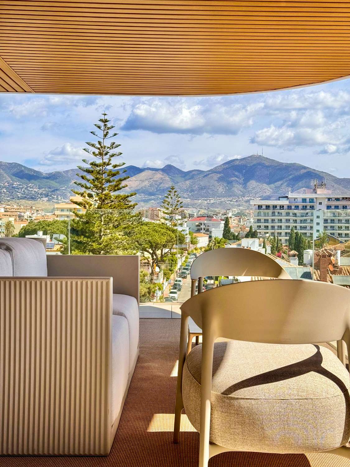 Utmärkta helt nya lägenheter i Fuengirola, 150 meter från stranden!