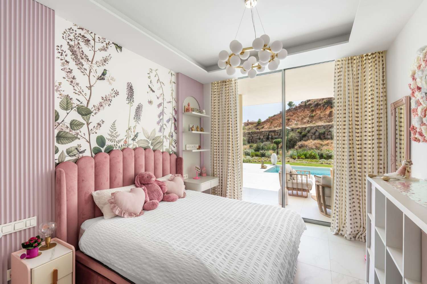 Lyxig helt ny lägenhet med 3 sovrum och utsikt över havet och bergen i Reserva del Higuerón