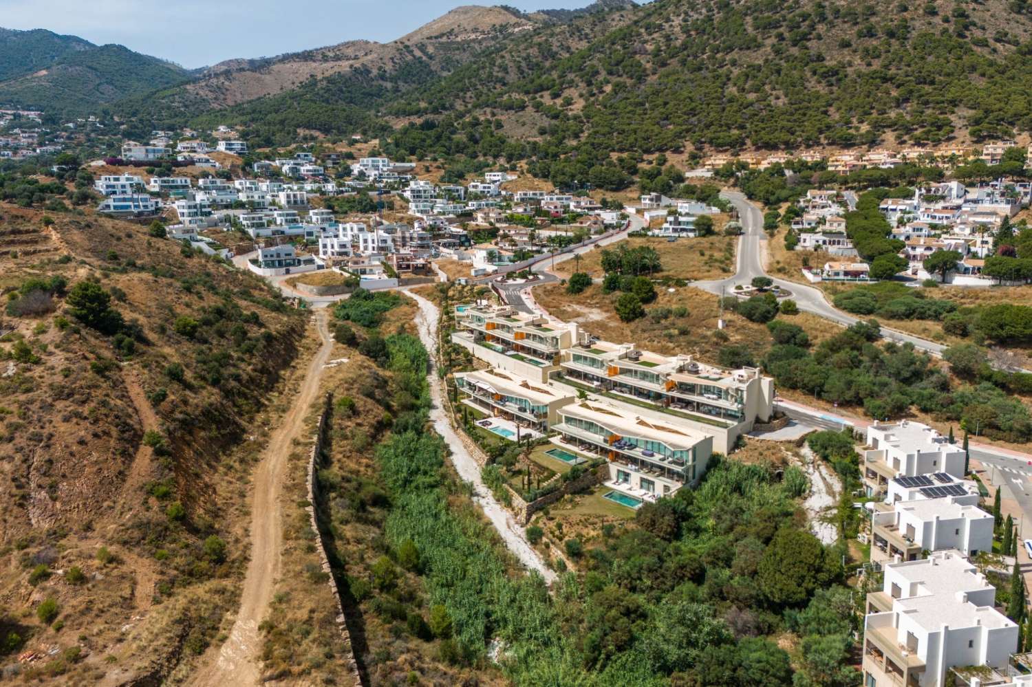 Lyxig helt ny lägenhet med 3 sovrum och utsikt över havet och bergen i Reserva del Higuerón