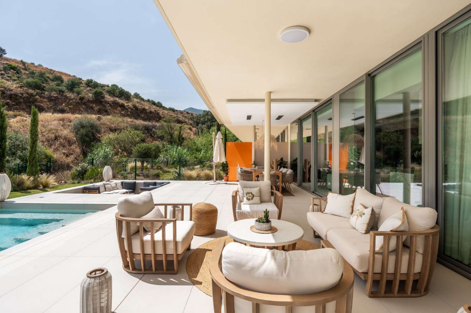 Lyxig helt ny lägenhet med 3 sovrum och utsikt över havet och bergen i Reserva del Higuerón