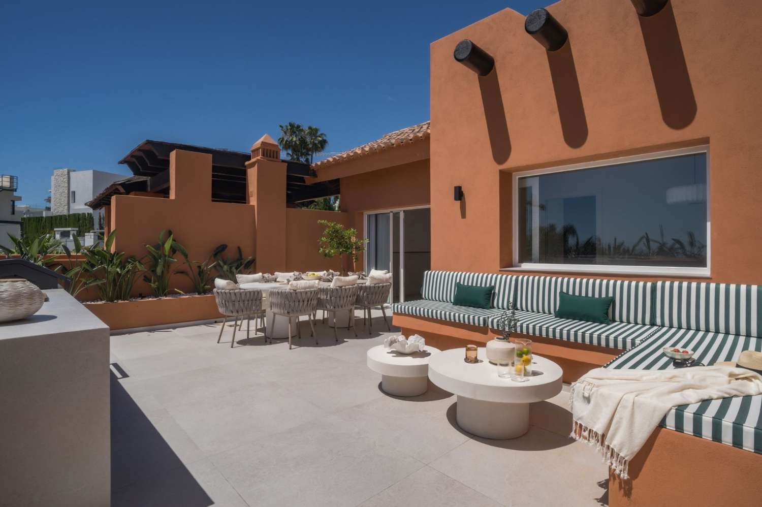 Penthouse til salg i Las Brisas (Marbella)