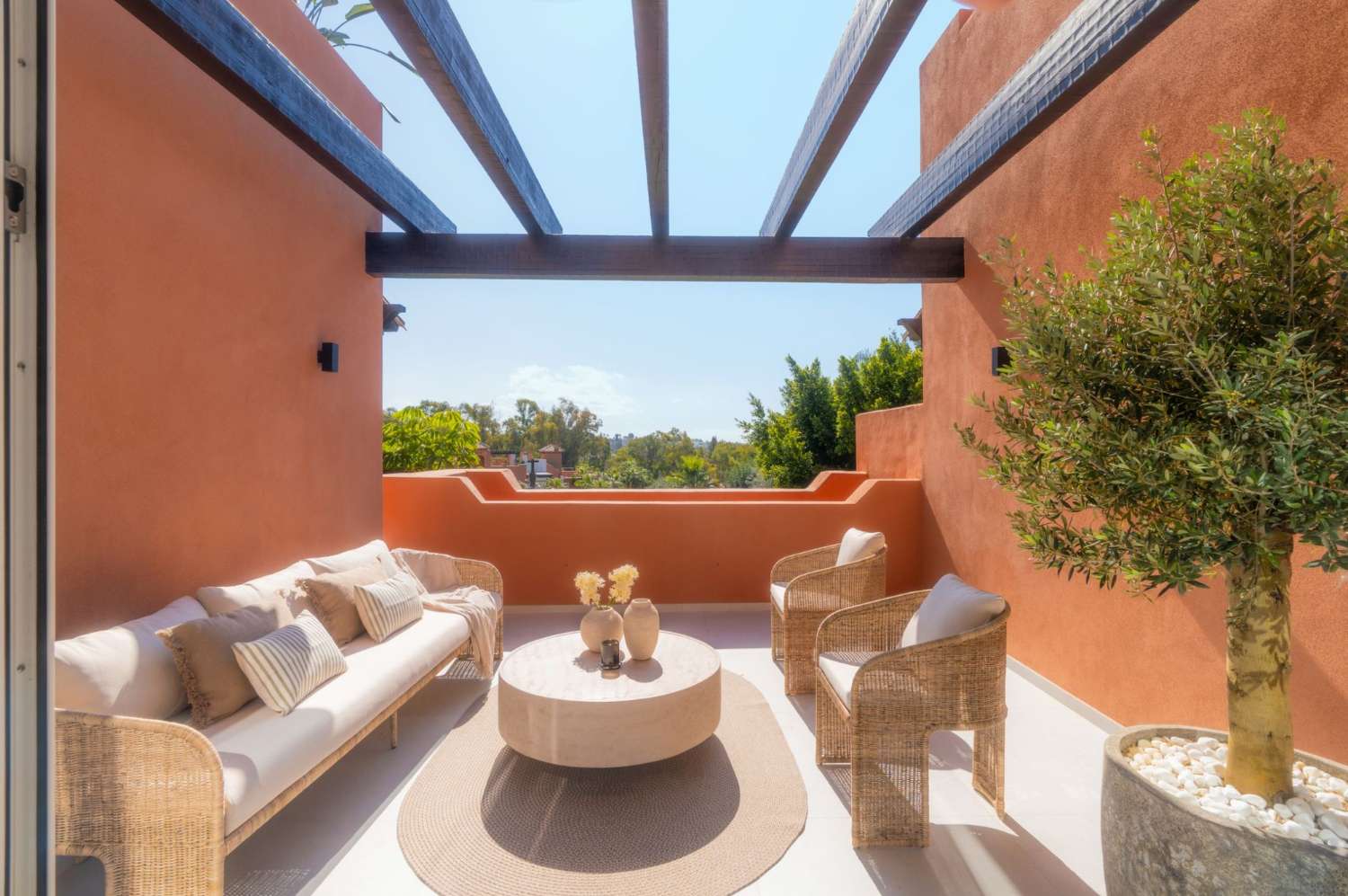 Penthouse til salg i Las Brisas (Marbella)