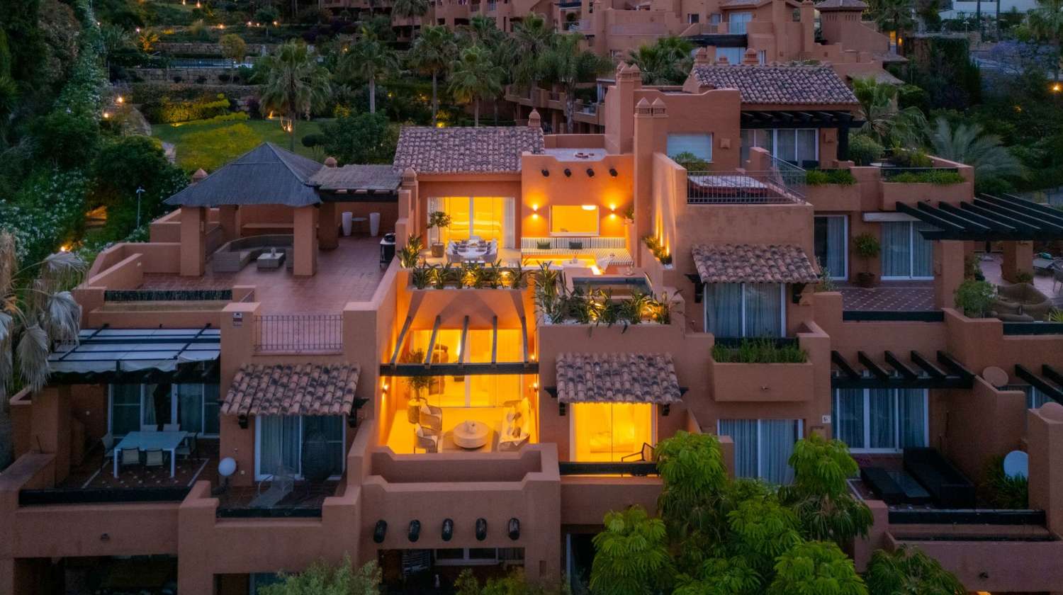 Penthouse til salg i Las Brisas (Marbella)