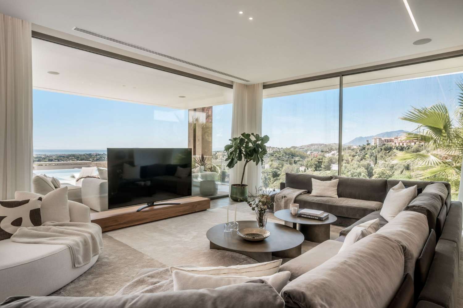 Потрясающая роскошная вилла в Ла-Кинте, Бенахавис!