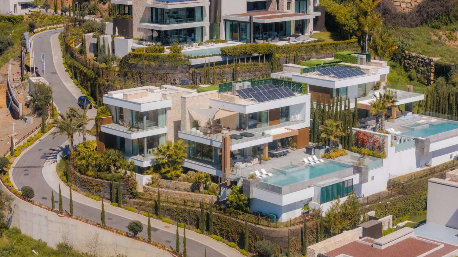 Потрясающая роскошная вилла в Ла-Кинте, Бенахавис!