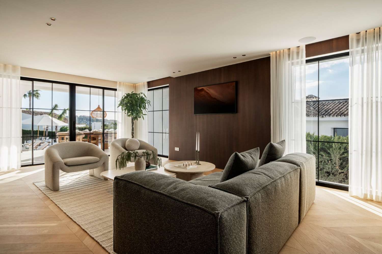 Exceptionell, helrenoverad villa i Nueva Andalucía, Marbella!