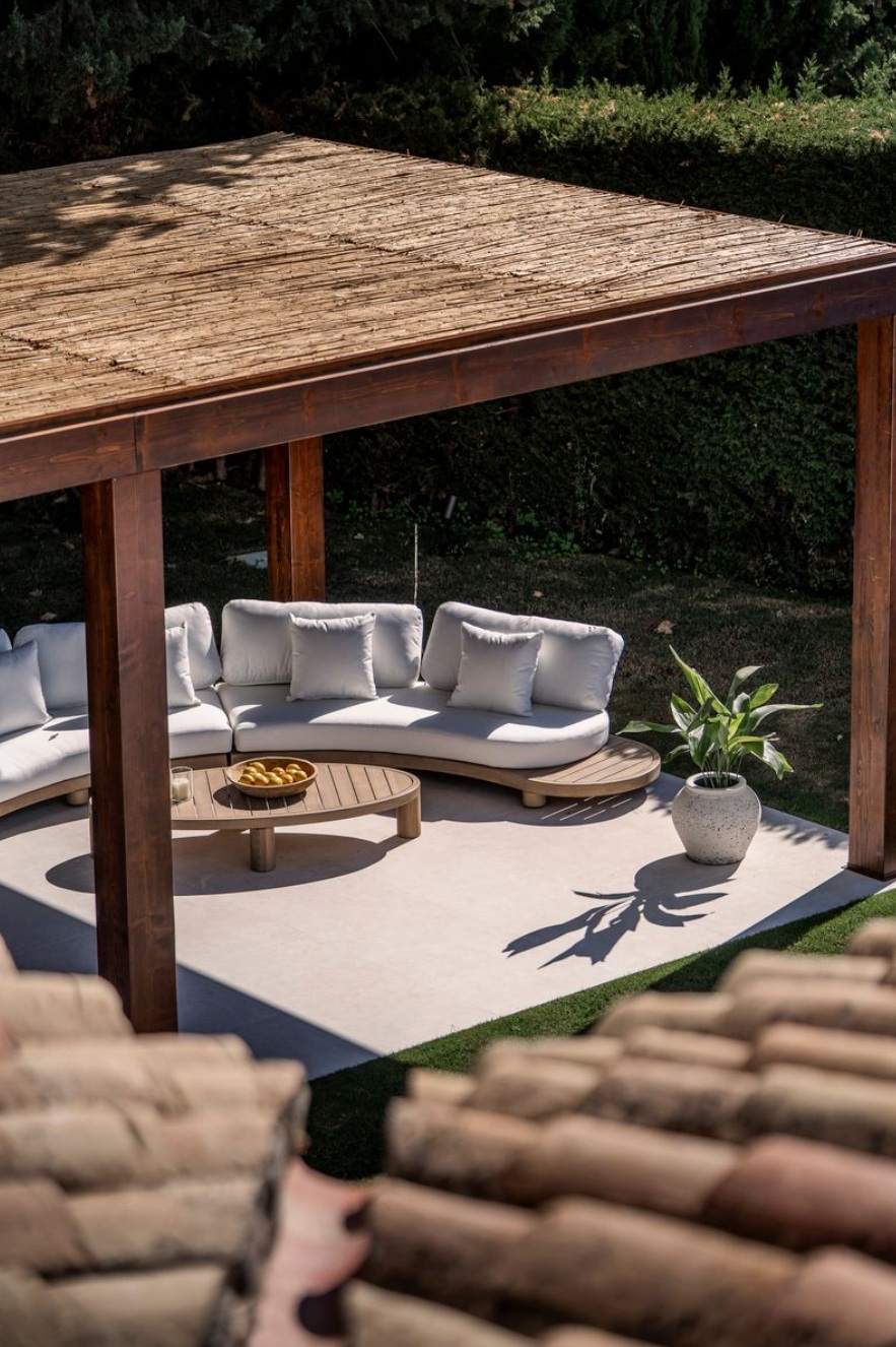 Exceptionell, helrenoverad villa i Nueva Andalucía, Marbella!