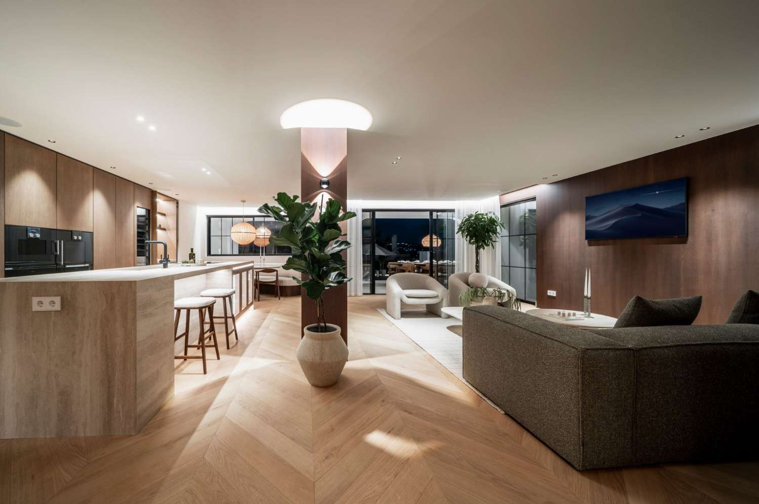 Exceptionell, helrenoverad villa i Nueva Andalucía, Marbella!