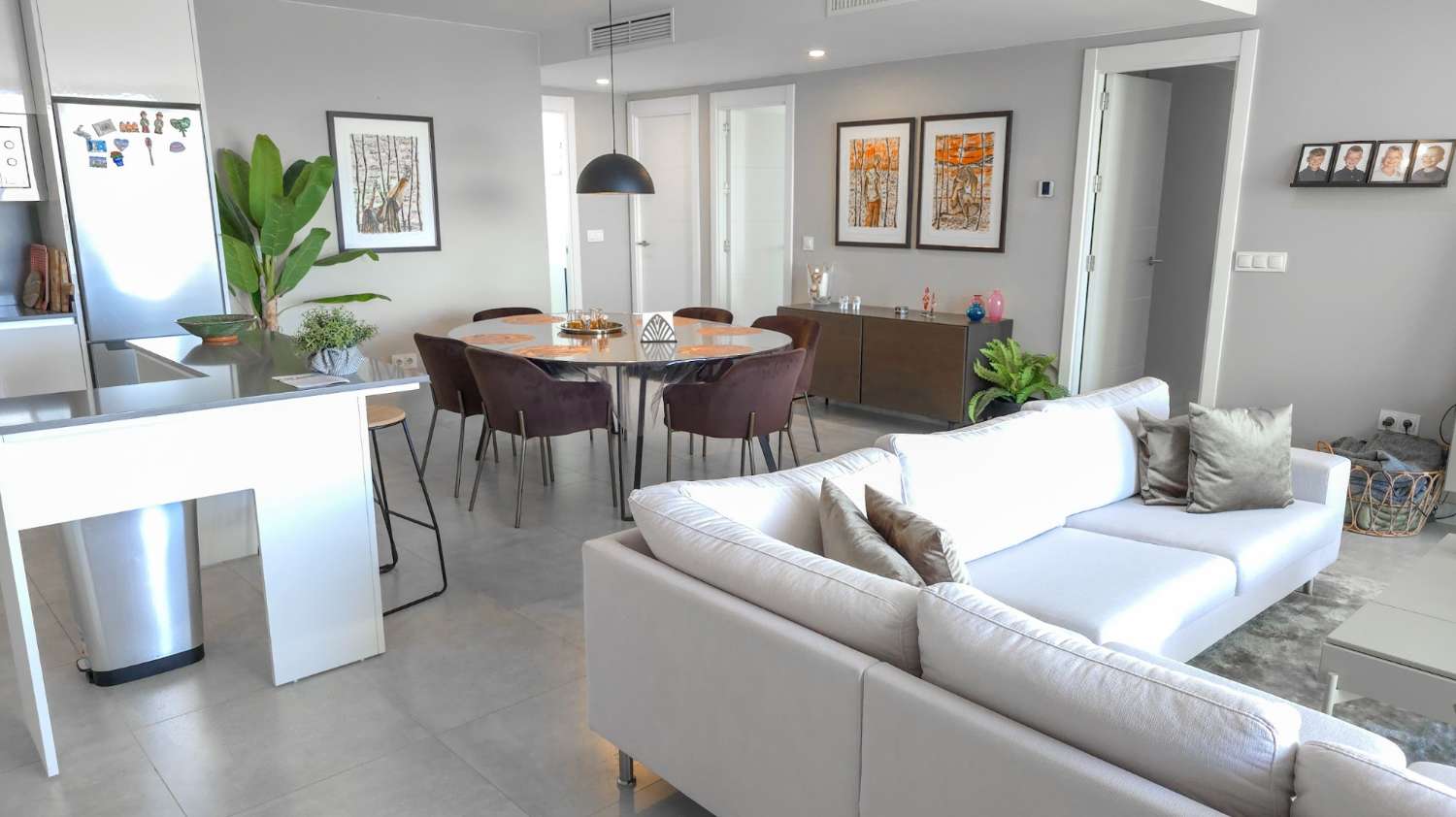 Hermoso ático con vistas al mar en La Cala!