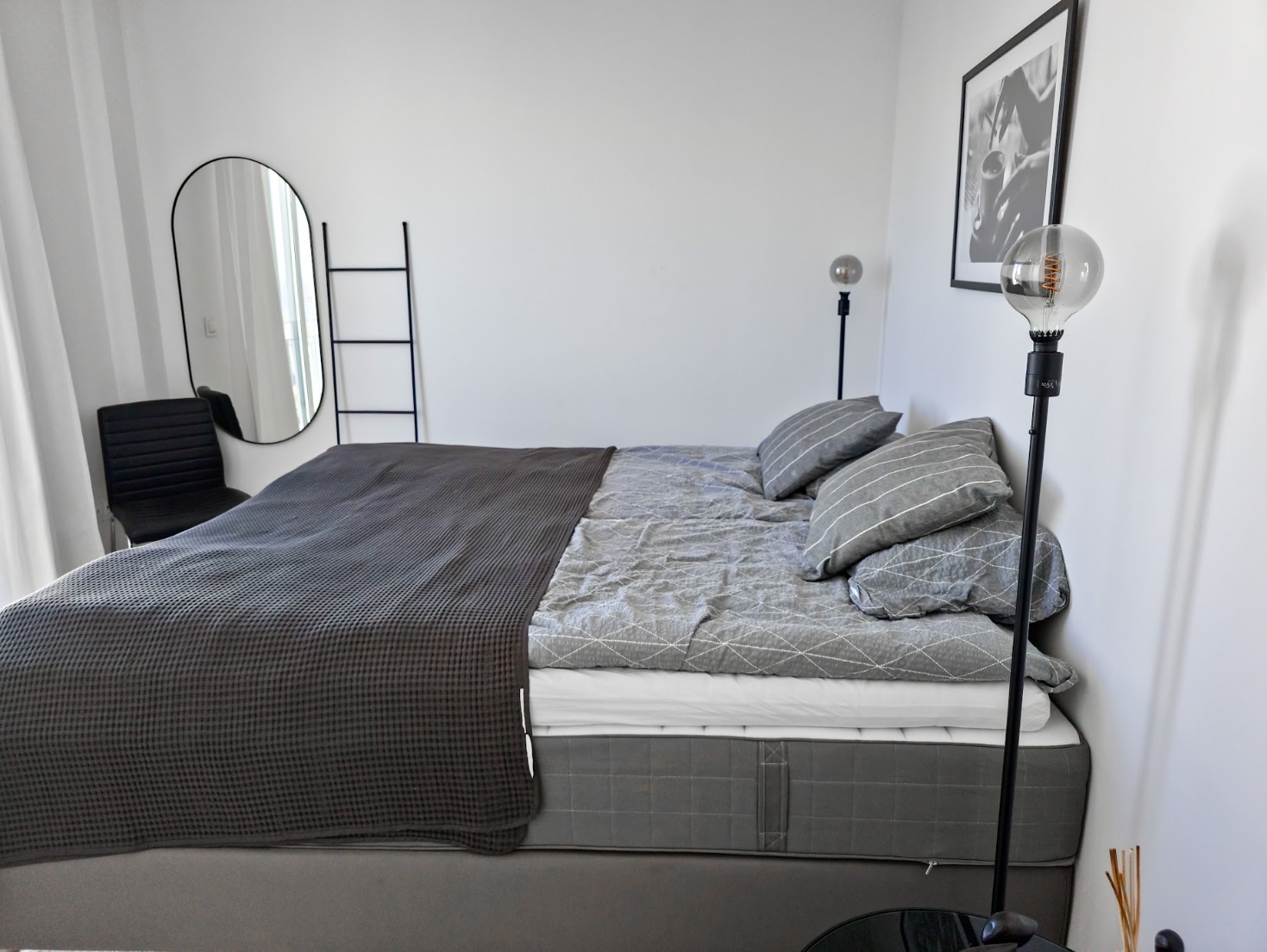 Hermoso ático con vistas al mar en La Cala!