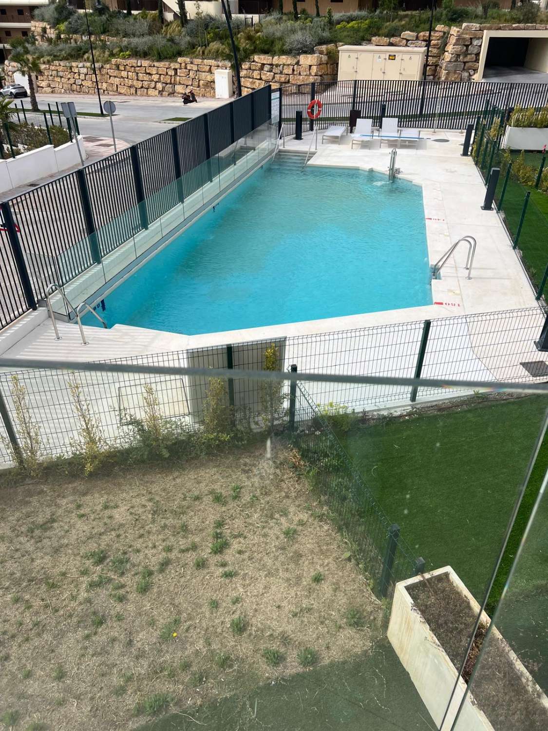 Hermoso piso nuevo con vistas al mar en Higuerón!