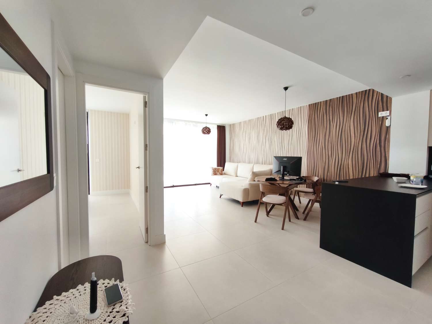 Hermoso apartamento con jardín privado en Las Loma del Higuerón!