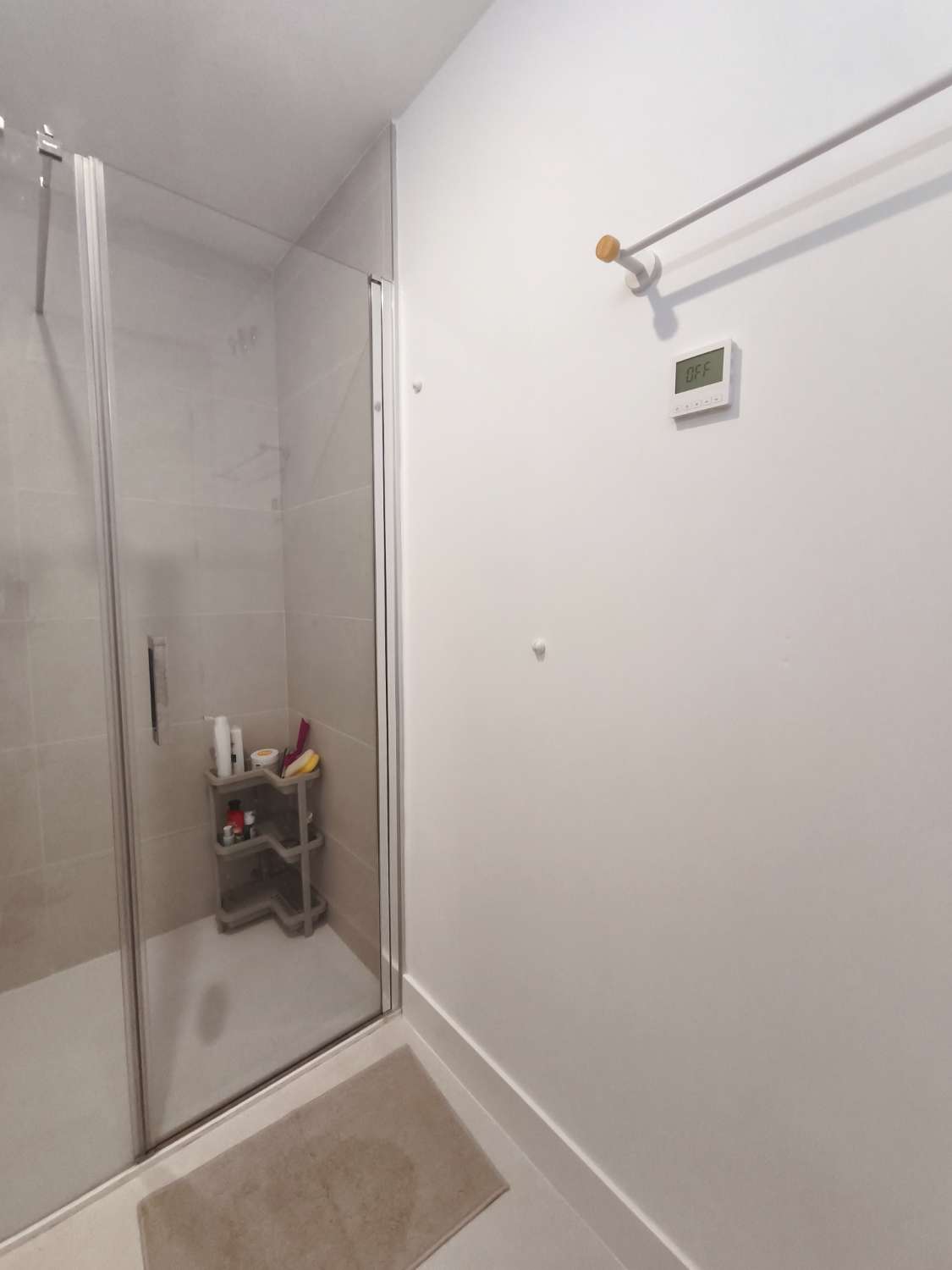 Hermoso apartamento con jardín privado en Las Loma del Higuerón!
