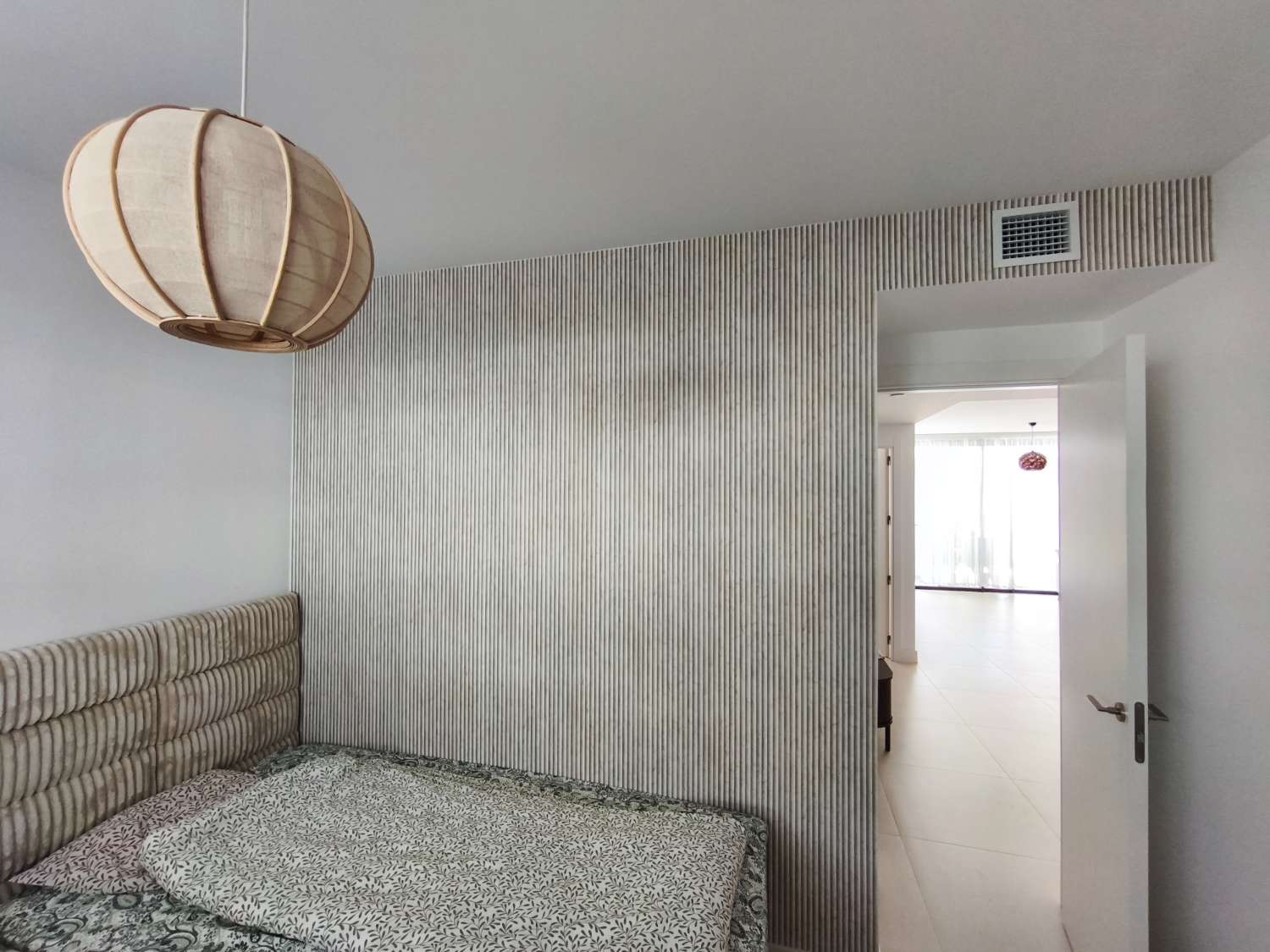 Hermoso apartamento con jardín privado en Las Loma del Higuerón!