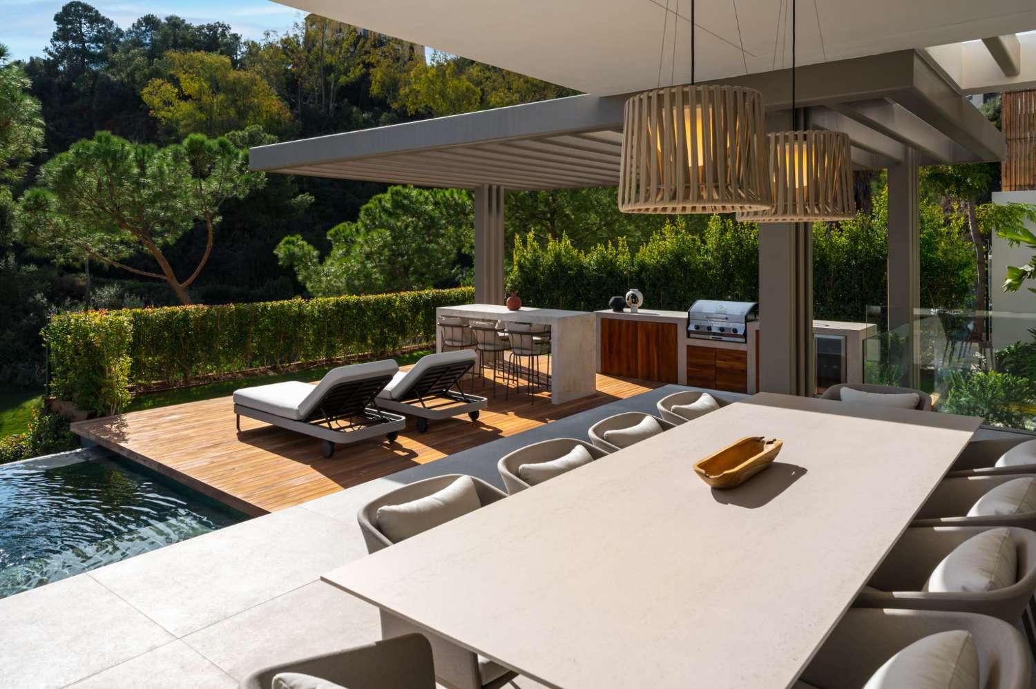 Hermosa villa de lujo con vistas al mar en La Quinta!