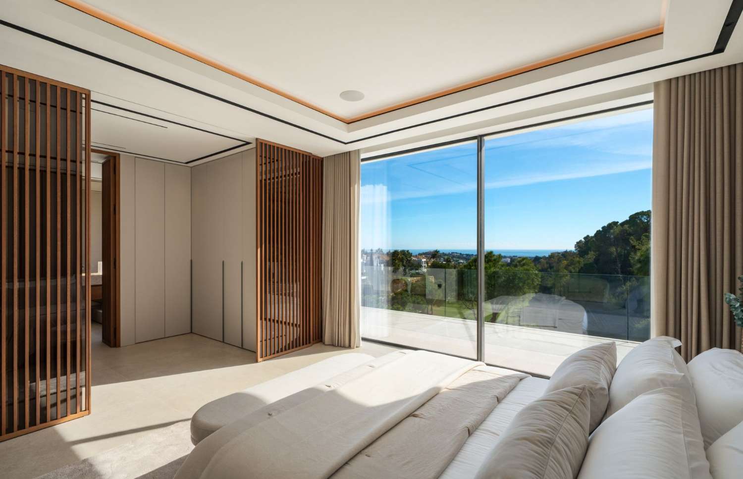 Hermosa villa de lujo con vistas al mar en La Quinta!