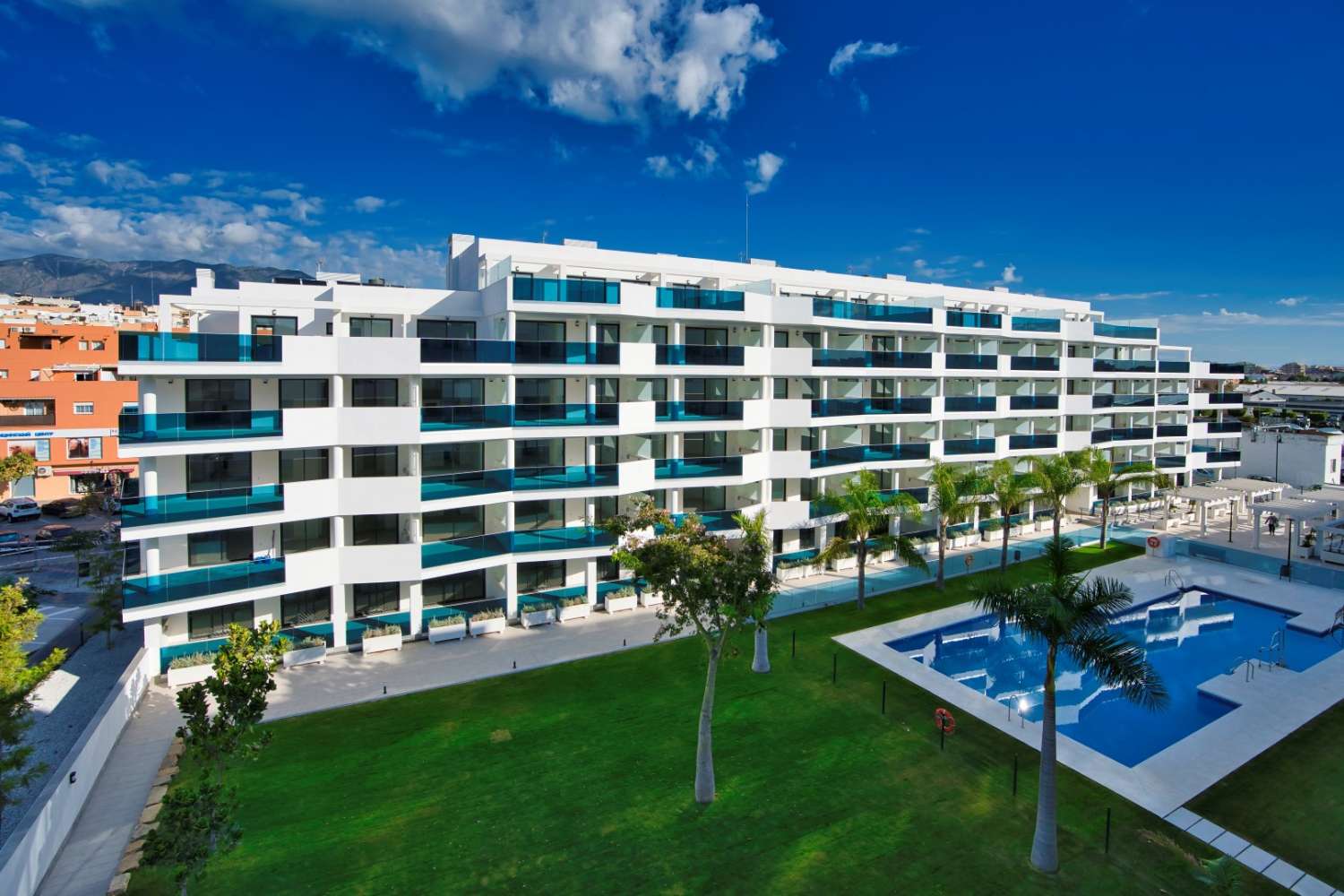 3 bed penthouses with large terrace in Fuengirola!